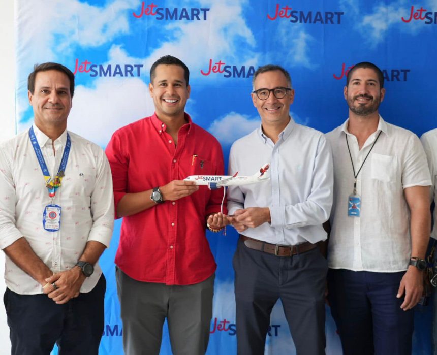 JETSMART INICIA OPERACIONES EN SAN ANDRÉS CON GRAN CELEBRACIÓN