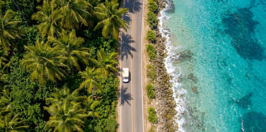 Cómo moverse por San Andrés: transporte público, alquileres y tips locales