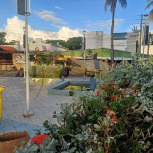 Secretaría de Turismo realizó jornada de embellecimiento en el Parque de la Barracuda