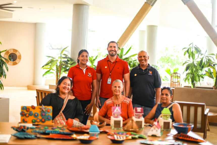 Artesanas del Archipiélago fortalecen el turismo comunitario con sus creaciones
