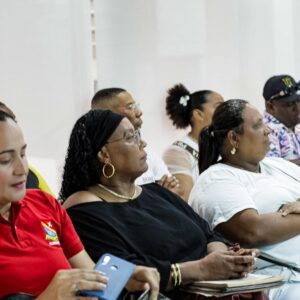 Microempresarios del Archipiélago fortalecen sus capacidades con jornada de educación financiera para el turismo