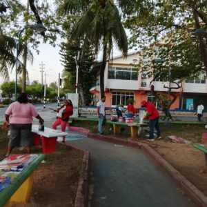 Jornada de embellecimiento revitaliza el parque Francisco Newball en zona turística